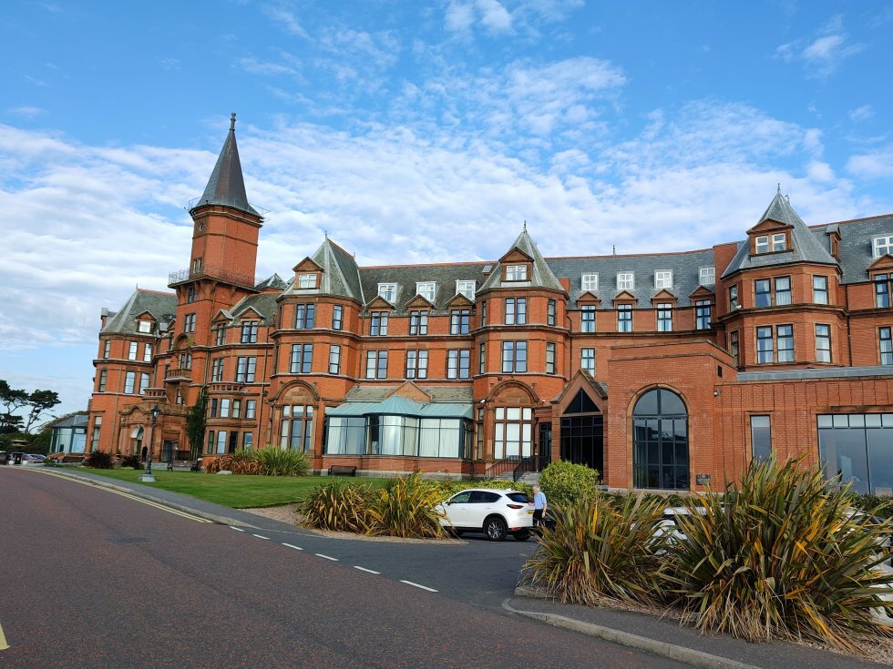 Hotel Slieve Donard, Newcastle - Rejseguide: Nordirland den ultimative Game of Thrones-destination