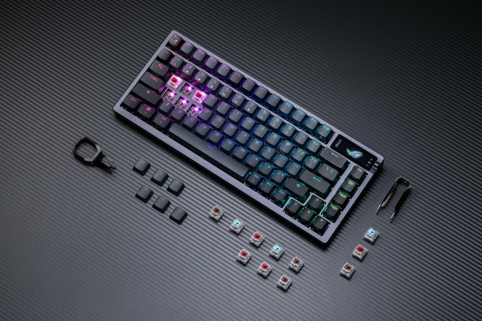 Asus ROG Azoth er en sammensmeltning af DIY og gaming-keyboard