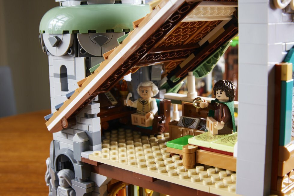 Foto: LEGO - LEGO løfter sløret for deres nye Ringenes Herre-samlesæt med over 6000 dele