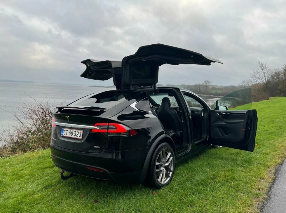 Danskerne er vilde med Tesla - også på brugtmarkedet.
