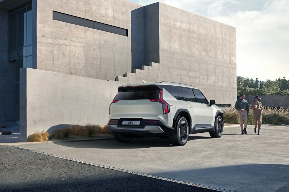 Kia EV9 - KIA EV9: Nye billeder afslører det endelige design af den massive elektriske SUV