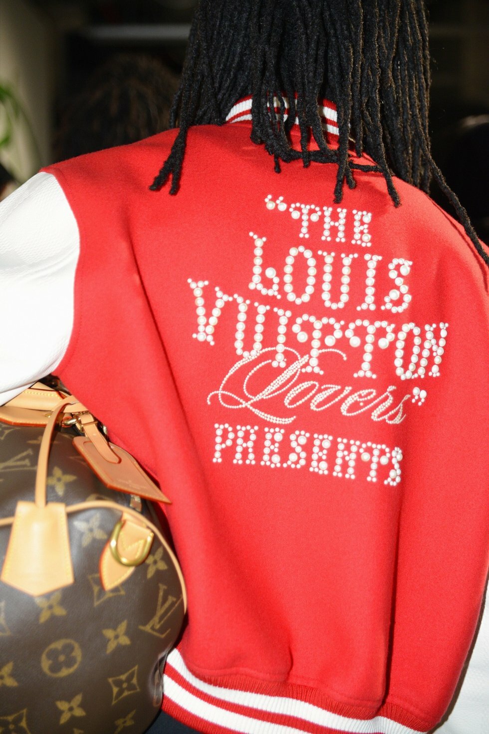 MEN?S SPRING-SUMMER 2024 FASHION SHOW © Louis Vuitton ? All rights reserved - Pharrell Williams debut for Louis Vuitton introducerer masser af farver til modehusets 2024-kollektion