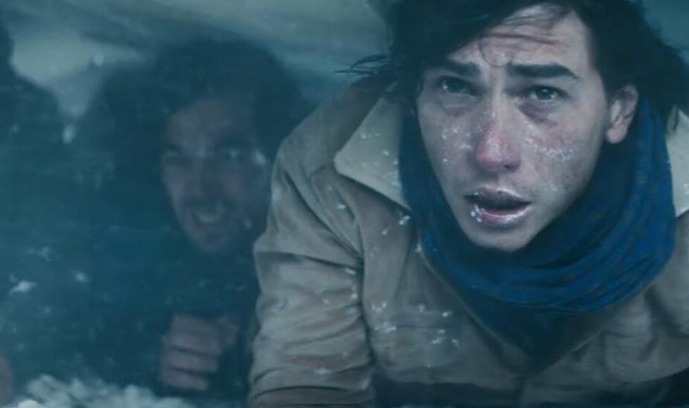 Flystyrt, snestorm og kannibalisme: Se første trailer til Society of the Snow