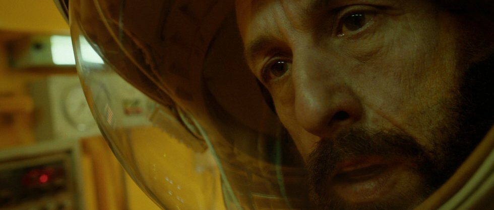 Chernobyl-instruktør har sendt Adam Sandler i rummet i første trailer til Spaceman