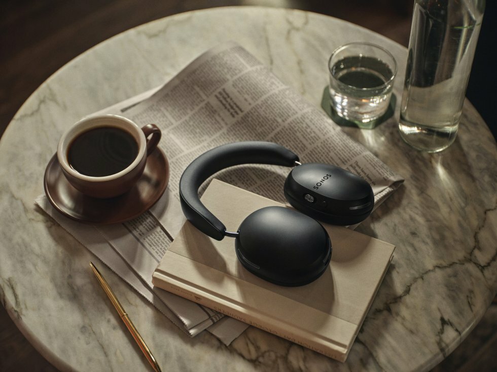 Sonos Ace i sort - Første indtryk: Sonos' nye Ace hovedtelefoner