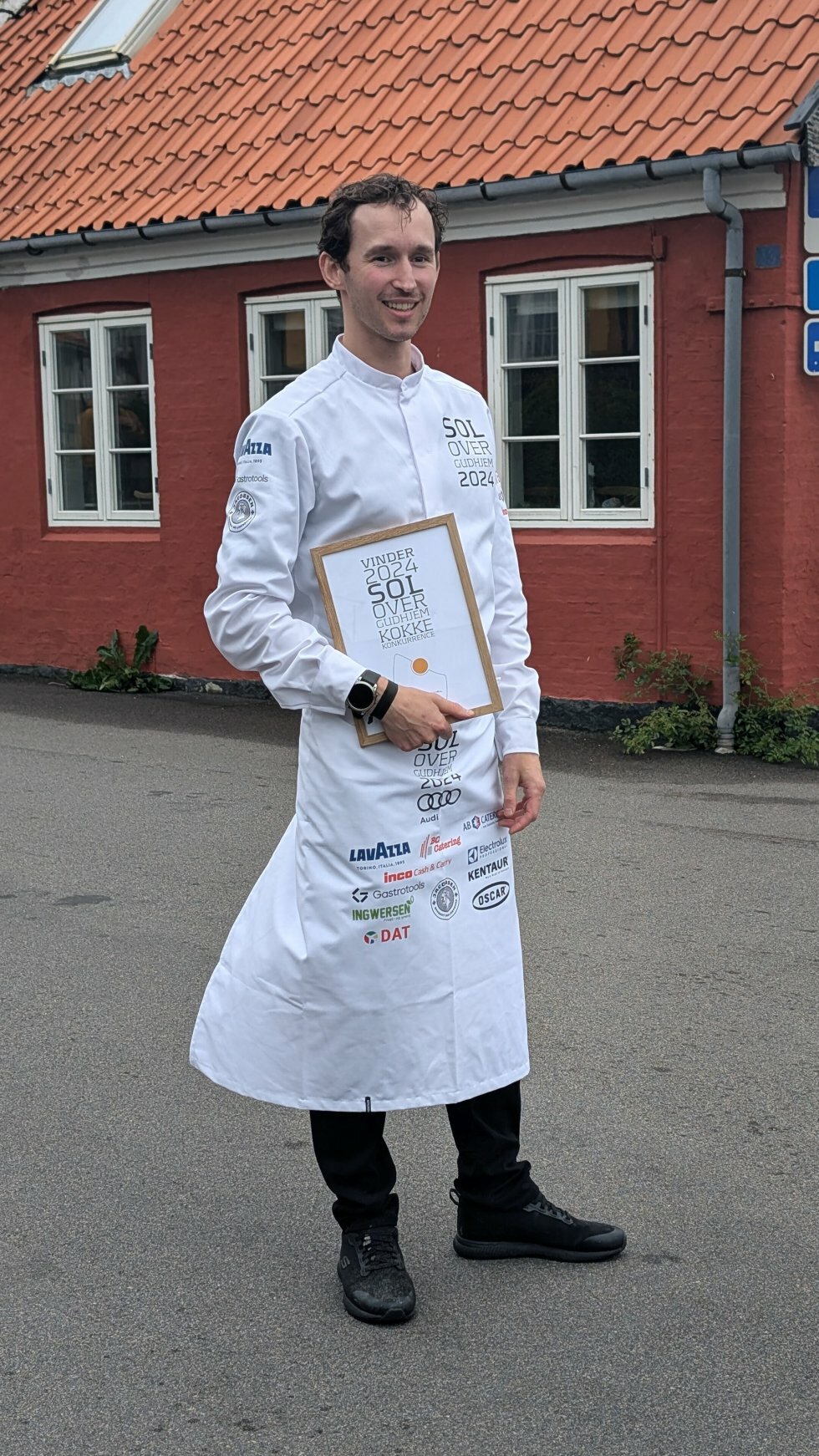 Artur Kazaritski vinder for 2. år i træk! - Trods regn og blæst blev Sol over Gudhjem årets gastronomiske folkefest for 15. år i træk