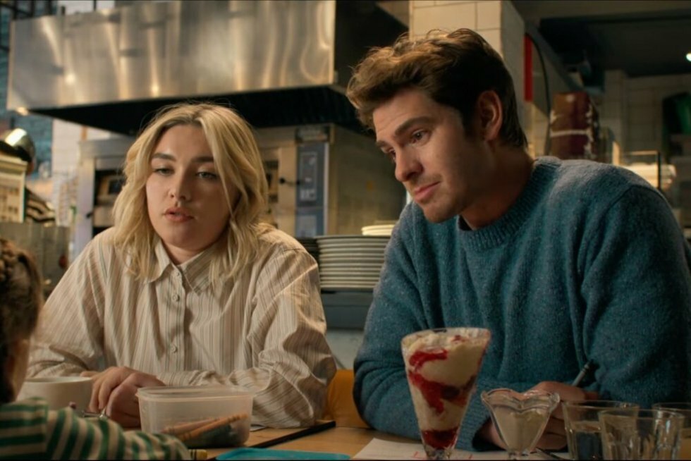 A24 på trapperne med livsbekræftende romantisk komedie med Florence Pugh og Andrew Garfield