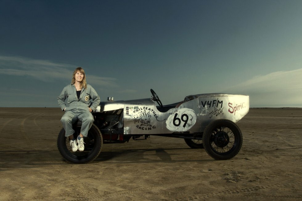 Lene Aastrøm Hansen fra København stiller op i Munkebjerg Hill Climb med feltets ældste bil, en uhyre sjælden, specialbygget Ford A fra 1931. - Klar til Munkebjerg Hill Climb: Klassisk Bilfest på Bjerget