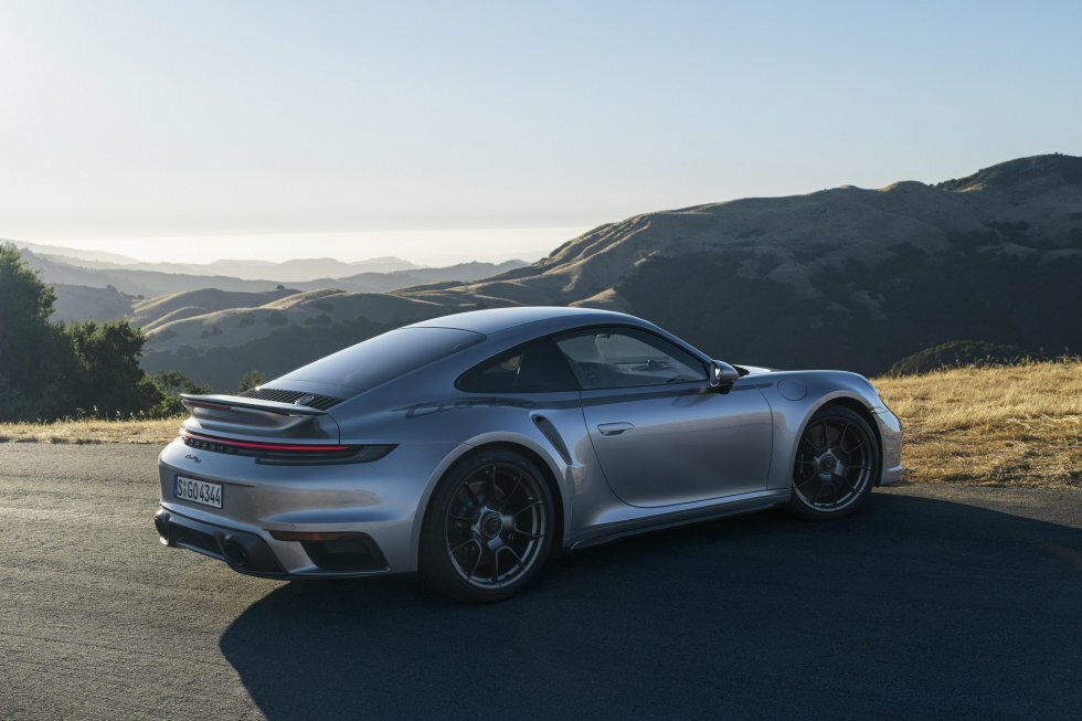 Porsche 911 Turbo 50 Years - Foto: Porsche AG - Porsche 911 Turbo 50 Years er en hyldestbil til den ikoniske klassiker