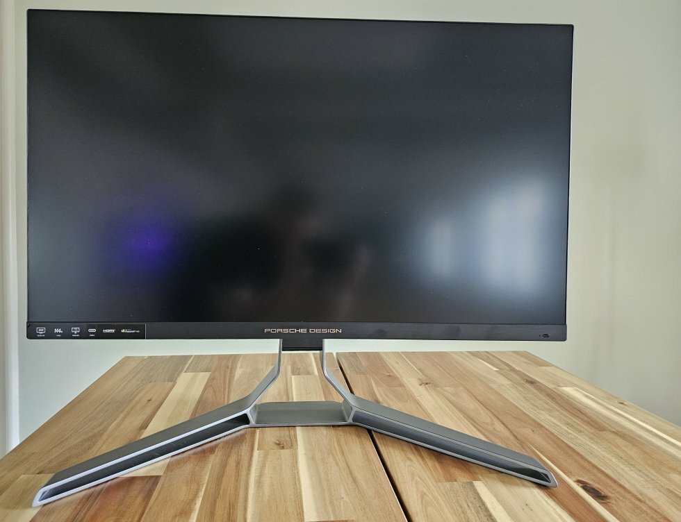 Test: Porsche Design AOC AGON PRO PD32M - Luksus til gaming-entusiasten