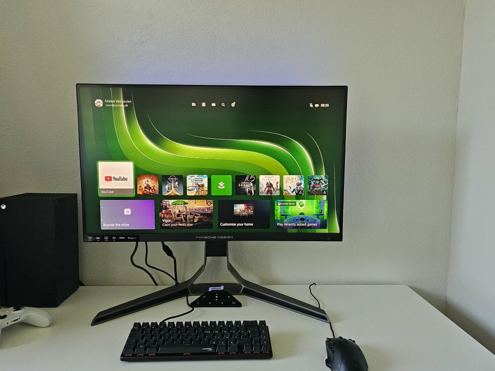 Lynhrtig skift mellem Xbox og min desktop-PC har været lækkert - Test: Porsche Design AOC AGON PRO PD32M - Luksus til gaming-entusiasten