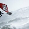 Windsurfing in Extreme Hurricane Conditions | Red Bull Storm Chase - Vindsurfing i orkanstyrke er ikke for sarte sjæle [Video]