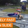 Insane Homemade Water Slip and Slide in Australia - Mekanisk slip-n-slide-rutchebane bliver sommerens store hit