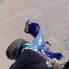 Miles Above Extra: Close Call as Wingsuit Gets Caught on Plane - Dagens fuck-up: Wingsuit-udspringer sidder fast i flyets hjul