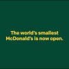 McHive ? the world?s smallest McDonald?s - Svenskerne har bygget verdens mindste McDonald's - til bier!