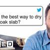 Nick Offerman Answers Woodworking Questions From Twitter | Tech Support | WIRED - Nick Offerman leverer tømrertips på Twitter