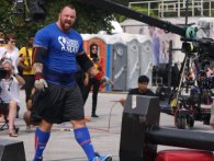 'The Mountain' viser sine skills ved World's Strongest Man 2015