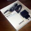 Medfølgende udstyr: Lader og earplugs - Sony Xperia Z (Produkttest)