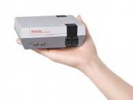 Nintendo genudgiver NES-konsollen til november!