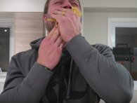 Furious Pete laver 'One Bite Challenge' med 100 pommes frites