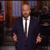 Louis CK åbnede Saturday Night Live med en fantastisk stand-up-rutine. 