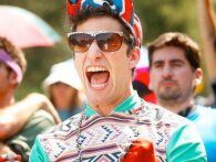 Andy Samberg tager pis på cykelsporten i første trailer til Tour de Pharmacy