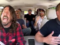 Drum-off: Foo Fighters udfordrer James Corden i Carpool Karaoke
