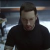 Eminem teaser musikvideoen til Walk on Water