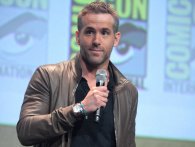 Ryan Reynolds får hovedrollen i Michael Bay film til Netflix