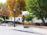 Ferietip til vin- og fodboldinteresserede: Du kan leje Iniestas familievingård på Airbnb 