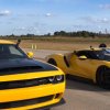 Hvem vinder: Drag Race mellem 2018 Ford GT og 2018 Dodge Challenger SRT Demo