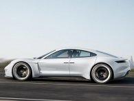 Porsche har omdøbt Mission E til Taycan