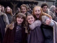 Game of Thrones: The Cast Remembers - HBO har smidt over en times behind-the-scenes med seriens skuespillere på Youtube