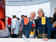 Designchef Jony Ive forlader Apple efter mere end 30 år