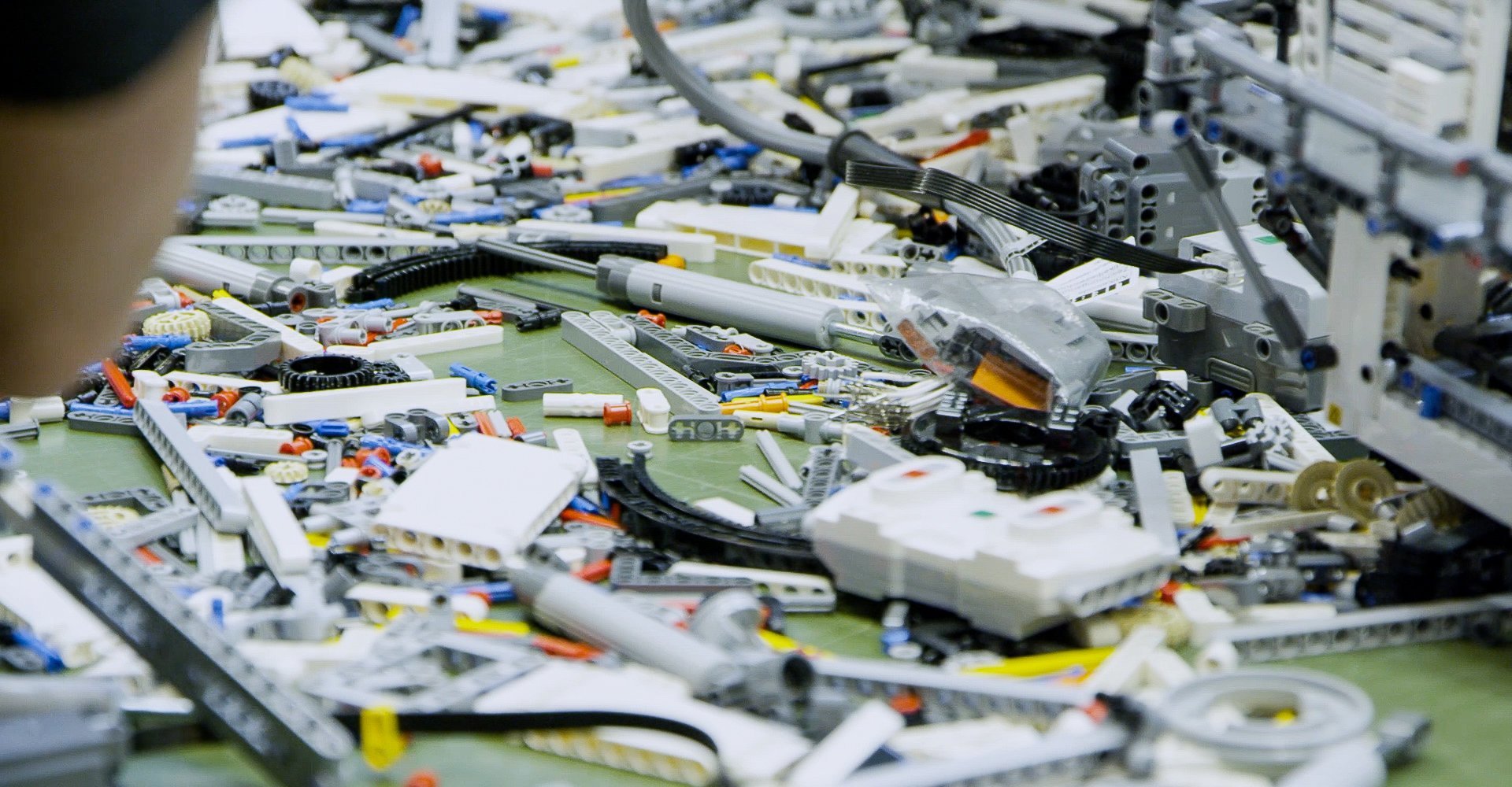 Her det største LEGO Technic sæt | Connery