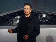 Elon Musk forklarer hvorfor ruden i Cybertruck gik i stykker