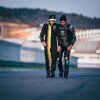 Fotos: Monster Energy - Lewis Hamilton og Valentino Rossi bytter maskiner