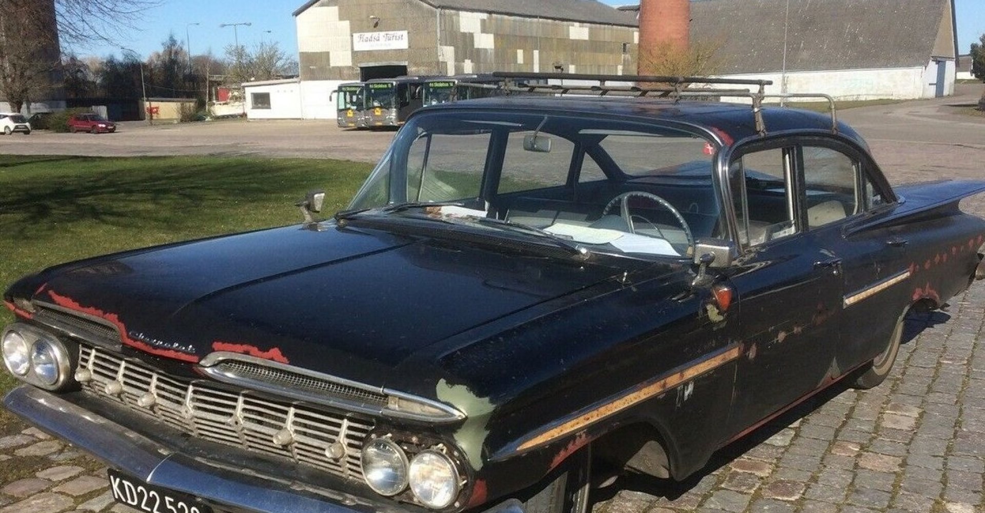 Den originale bil fra Olsen Banden er til salg Foto pic