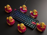 Kompakt men kontrolleret: HyperX x Ducky keyboard