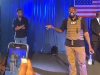 Kanye afholder sit første vælgermøde og bryder i gråd