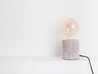 Skab en hyggelig stemning i dit hjem med de rette lamper
