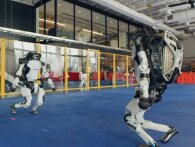 Video: Boston Dynamics robotterne danser 2021 ind