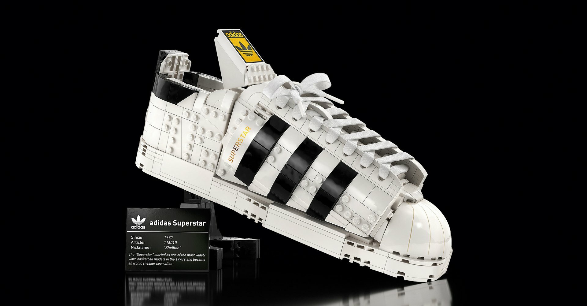 Komprimere råolie ozon Nu kan du bygge legendarisk adidas sneaker i LEGO | Connery
