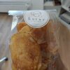 Husets voluminøse kartoffelchips til post-dinner-snacking. - Restaurant-anmeldelse: Latur - delikatesseperlen i Nordjylland