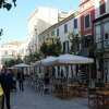 En af Mahóns mange charmerende gader. - Rejse-reportage: på magisk kulturgastronomisk eventyr væk fra alfarvejen på Menorca