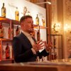 Mathias Klausen Broksø - Foto: World Class - Sådan laver du vindercocktailen fra Danmarks bedste bartender 2022
