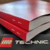 To gigantiske samlemanualer giver på godt 800 sider de i alt 1267 skridt i byggeprocessen - Vi bygger: LEGO Technic Ferrari Daytona SP3 (42143)