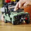 LEGO Land Rover 90 - LEGO Icons: Classic Land Rover Defender 90 med 2336 klodser