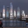 The Spiral (til venstre) - BIG - Fotograf: Laurian Ghinitoiu - Et grønt bælte snor sig 66 etager op ad New Yorks nye 'Verdens bedste skyskraber' designet af Bjarke Ingels