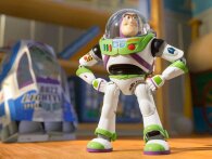 Robot-ingeniører har skabt den Buzz Lightyear-actionfigur, du altid ønskede dig som barn